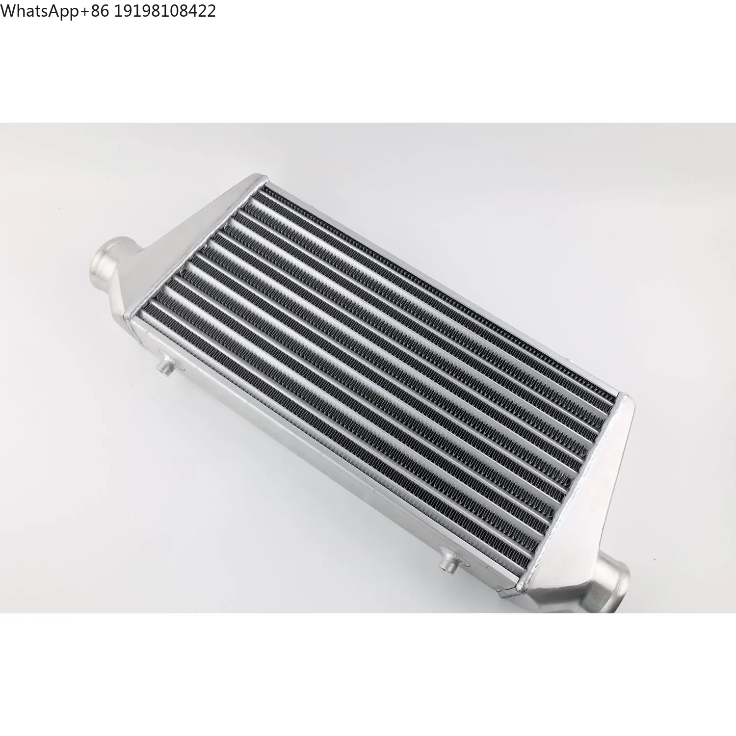 Универсальный турбоинтеркулер  – обзор и цена Front Mount Intercooler Universal Bar Plate