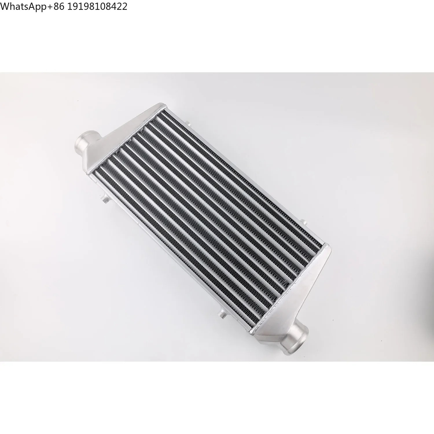 Универсальный турбоинтеркулер  – обзор и цена Front Mount Intercooler Universal Bar Plate